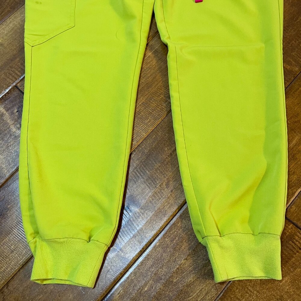 Figs High Waist Zamora Jogger Scrub Pants Nurse Doctor Limeade Yellow Size Small - Picture 7 of 10